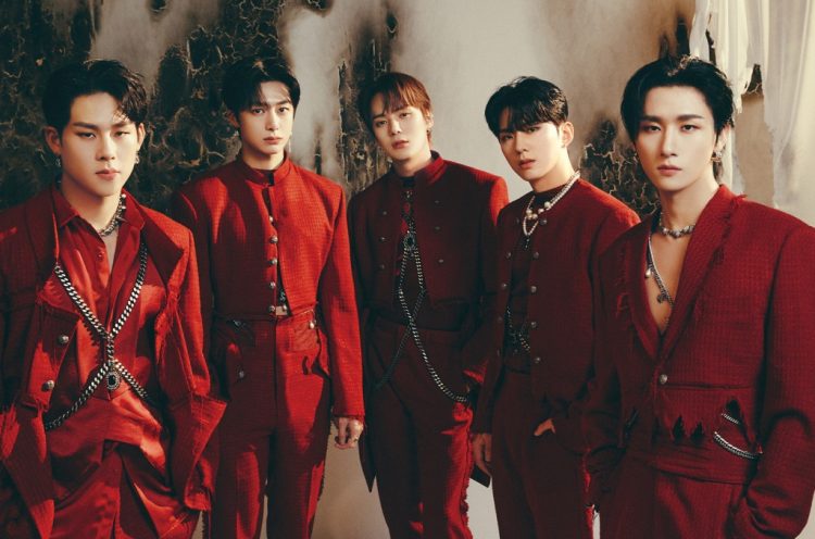 MONSTA X Drops ‘Beautiful Liar’ Music Video & 12th Mini-Album ‘REASON’