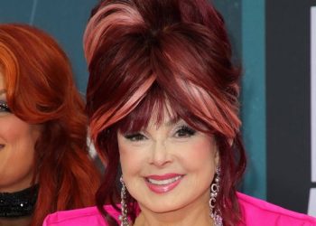 Naomi Judd’s family ‘deeply distressed’ by publication of her suicide note