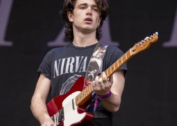 Inhaler inspired by Beatles documentary