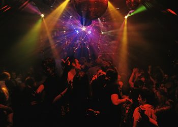 One third of UK nightclubs closed by end of 2022, report shows