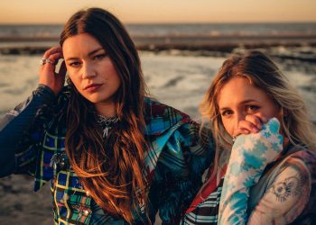 Wet Leg share Unknown Mortal Orchestra remix of ‘Chaise Longue’