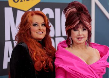 Wynonna Judd on Touring After Her Mom’s Death: “It Healed Me”