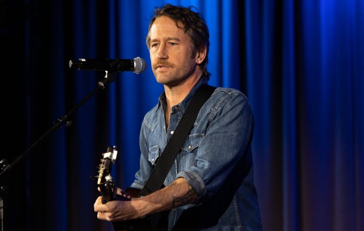 Foo Fighters’ Chris Shiflett announces 2023 solo UK and Ireland tour dates