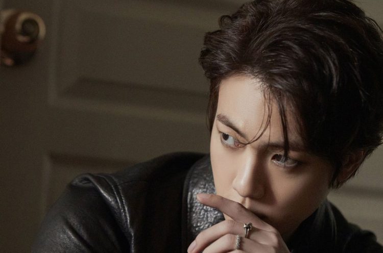 BTS‘ Jin Shared Uplifting Video Message with ARMY About His Military Enlistment: ’I’ll Be Back Soon’