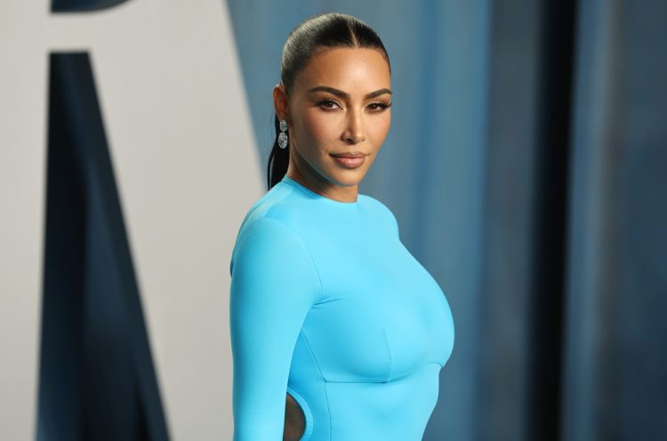 Kim Kardashian & North West ‘Shake It Off’ to Taylor Swift Song on TikTok
