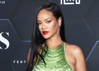 Rihanna Drops ‘Game Day’ Savage X Fenty Collection, Hypes Super Bowl LVII Halftime Show: ‘5 Weeks From Today’