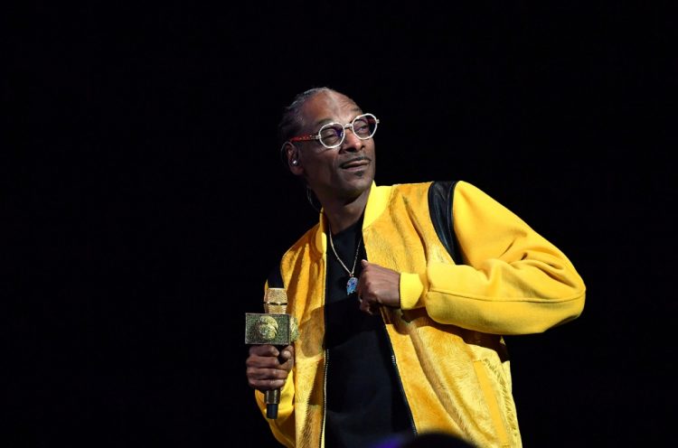 Snoop Dogg Recalls How Dionne Warwick Confronted Him About Misogynistic Lyrics