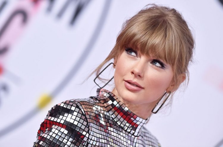 Senators Quote Taylor Swift During Live Nation & Ticketmaster Hearing