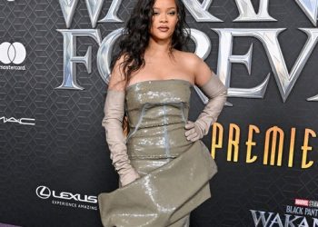 Rihanna ‘inspired’ by Beyoncé’s Super Bowl Halftime Show performances