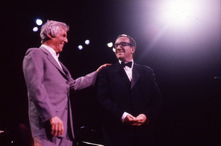 Elvis Costello Pays Tribute to Burt Bacharach During N.Y. Show: ‘It’s Been a Tough Day’