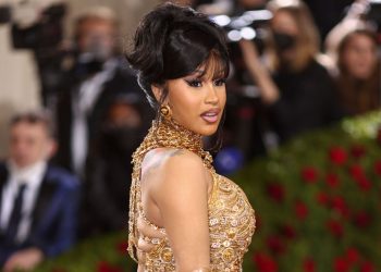 Cardi B Seemingly Steps Into Offset & J Prince Feud, Calls Out ‘Big Lies’