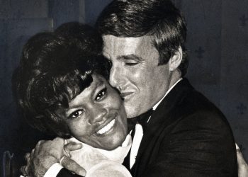 Dionne Warwick Says Burt Bacharach Death Is Like ‘Losing a Family Member’