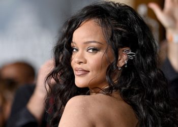 Oscars: Rihanna Will Perform on Telecast