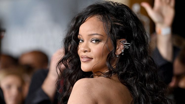 Oscars: Rihanna Will Perform on Telecast