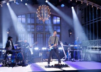 Jack White Joins ‘SNL’ Five-Timers Club, Ferociously Performs Songs From His 2022 Albums: Watch