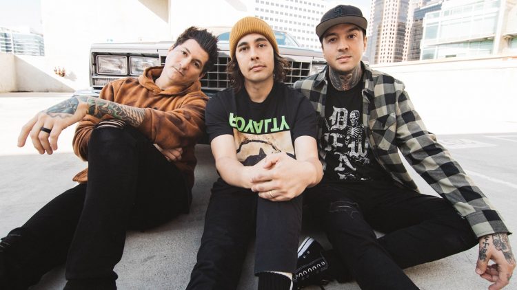 Pierce the Veil Keep Their Emo Dream/Nightmare/Career Alive on First Album In Seven Years