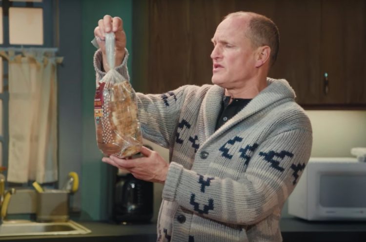 Woody Harrelson Channels Adele in Dramatic Sendoff to Moldy Bread in ‘SNL’ Musical Sketch: Watch