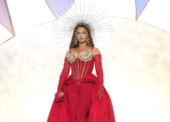 Beyonce Announces Major Collaboration With Balmain’s Olivier Rousteing On Stunning Vogue France Cover