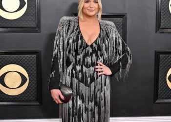 Miranda Lambert cancels Las Vegas concert to go on vocal rest