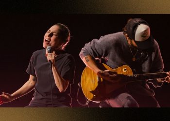 Lady Gaga Gives Stripped-Down Performance of “Hold My Hand” at Oscars