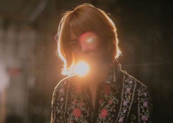 Avalon Emerson announces debut album, shares shimmering Cocteau Twins-inspired single ‘Hot Evening’