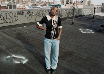 Listen to Hannah Jadagu’s soulful new single ‘Warning Sign’