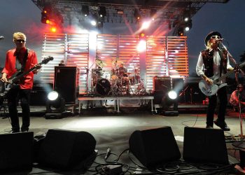 Bauhaus spin-off band Love And Rockets announce first tour in 14 years