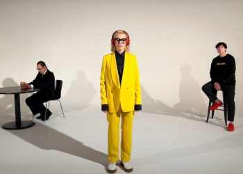 Cate Blanchett Busts a Move in Sparks’ ‘The Girl Is Crying In Her Latte’ Music Video: Watch