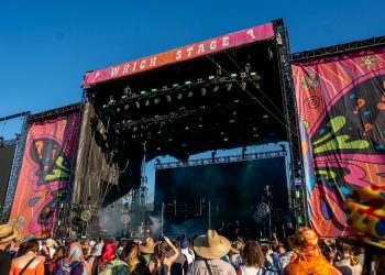 Bonnaroo promises “safe haven” after anti-drag bill passed in Tennessee