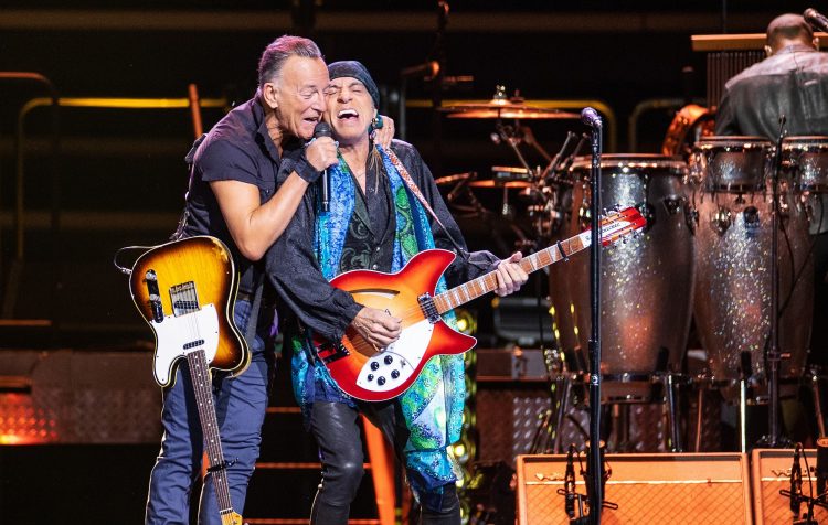 Bruce Springsteen & The E Street Band cancel Connecticut show tonight date due to illness