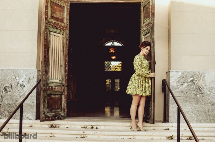 The 10 Best Lyrics on Lana Del Rey’s ‘Did You Know That There’s a Tunnel Under Ocean Blvd’