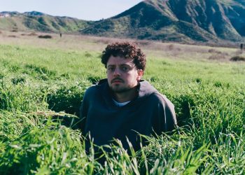 Grandson announces new album ‘I Love You, I’m Trying’ with pulsating single ‘Drones’