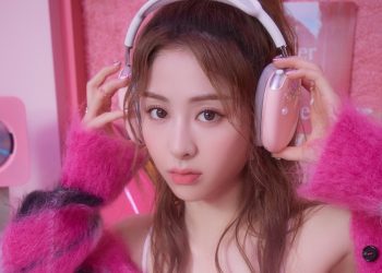 LE SSERAFIM’s Huh Yunjin unveils meaningful new solo track ‘love you twice’