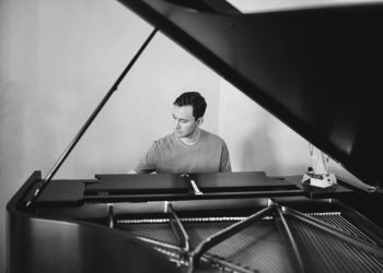 ‘Flowers’ Co-Writer Michael Pollack Shares Behind-the-Scenes Stories of the Miley Cyrus Smash