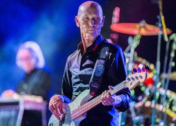 Michael Rhodes, Esteemed Bassist and Nashville Session Musician, Dies at 69