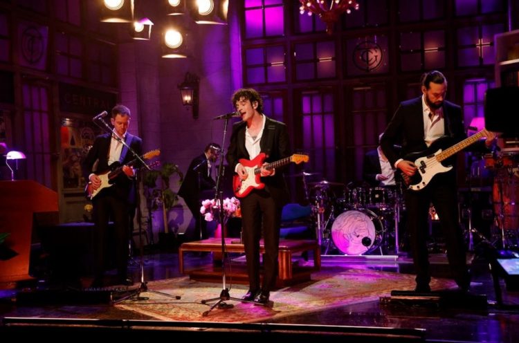 The 1975 Perform ‘I’m in Love With You’ & ‘Oh Caroline’ on ‘Saturday Night Live’: Watch