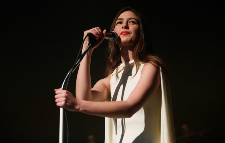 Weyes Blood announces 2023 UK and Europe tour