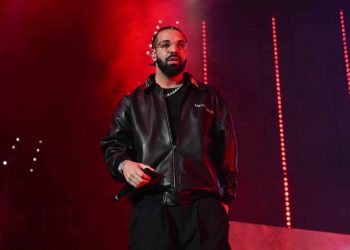 Drake Adds a Dozen Dates to 2023 ‘It’s All a Blur’ Tour