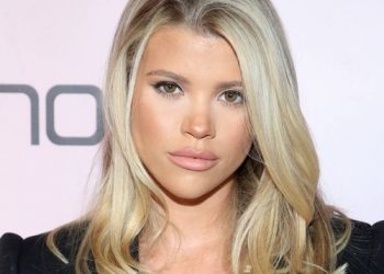 Sofia Richie converts to Judaism ahead of wedding to Elliot Grainge