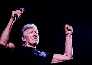 Roger Waters wins legal battle to play Frankfurt concert