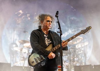 The Cure’s Robert Smith says the band have cancelled 7,000 tickets on secondary resale websites