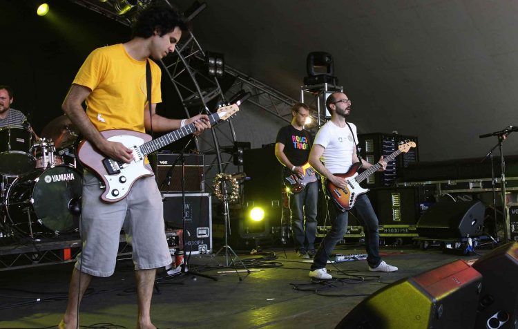 Four Tet’s former band Fridge to reissue ‘Happiness’ for 20th anniversary