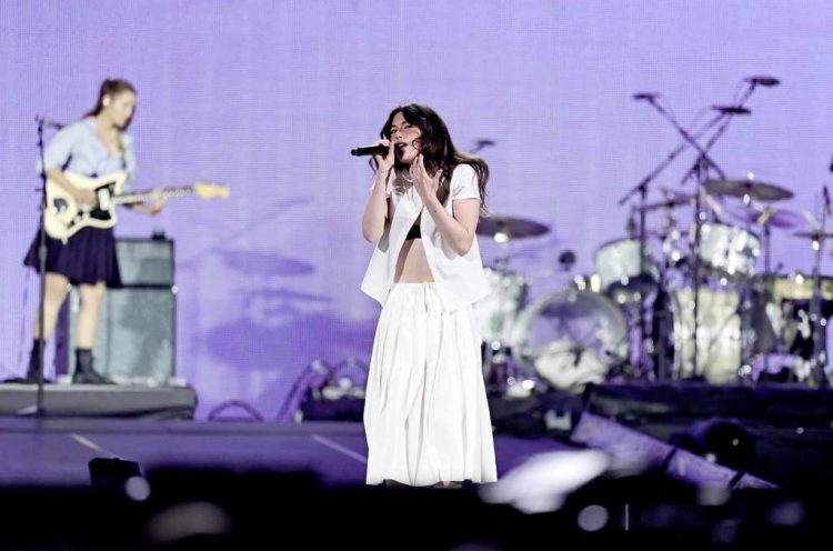 Gracie Abrams Gushes Over Taylor Swift Dedicating Surprise Song ‘Clean’ to Her on Eras Tour