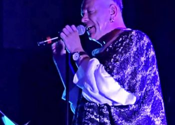 John Lydon announces the death of his wife