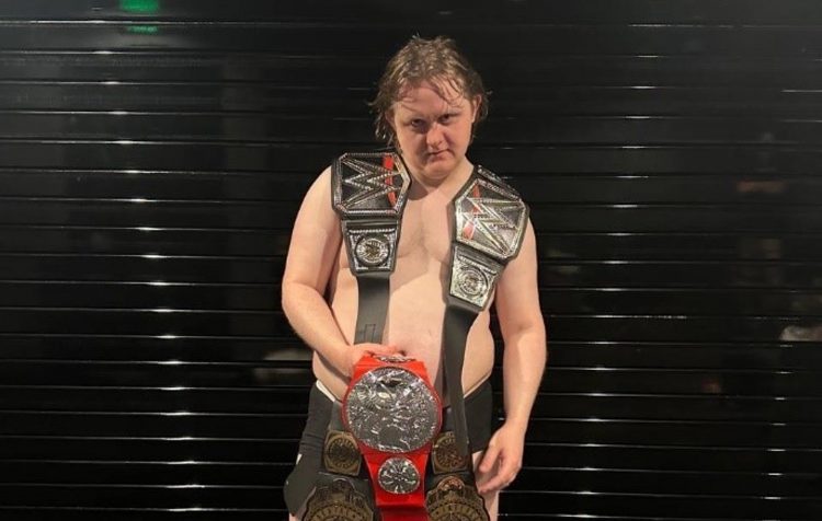 Watch Lewis Capaldi become wrestler Booker T to celebrate fifth Number One single