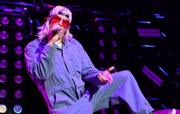 Limp Bizkit’s Fred Durst debuts another new look as band begin European tour