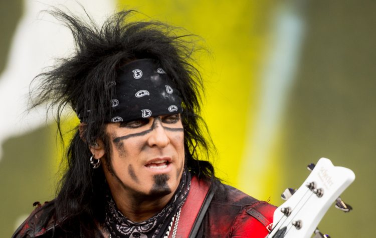 Nikki Sixx confirms Mötley Crüe are working on new music