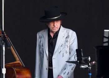 Bob Dylan to release new live album, ‘Shadow Kingdom’