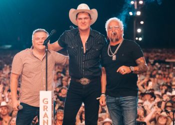 Jon Pardi Invited to Become Grand Ole Opry Member During Stagecoach Festival