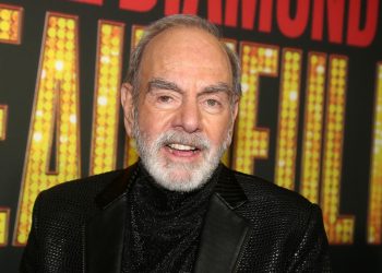 Neil Diamond Opens Up About Parkinson’s Diagnosis: ‘I Have to Make the Best of It’